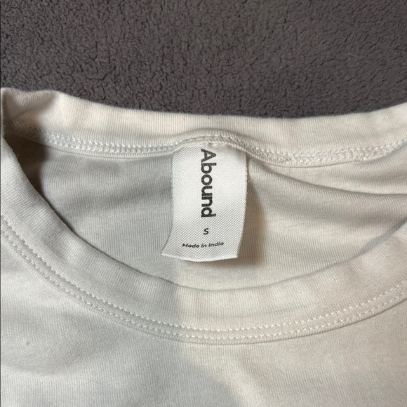 Abound Stretchy White Crew Neck Crop Top for Women. Size Small - Picture 6 of 6